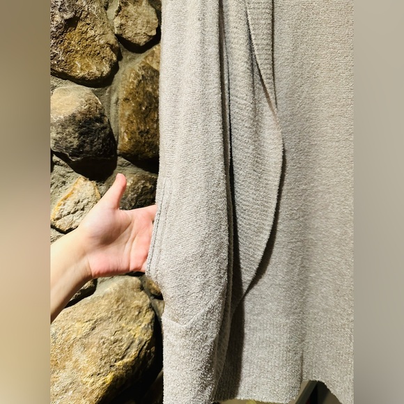 BAREFOOT DREAMS CozyChic Lite Circle Cardigan. Size M. Excellent condition - Picture 8 of 13